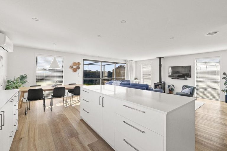 Photo of property in 39 George Street, Bulls, 4818
