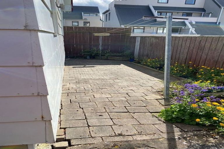 Photo of property in 3/12 Cardall Street, Newtown, Wellington, 6021