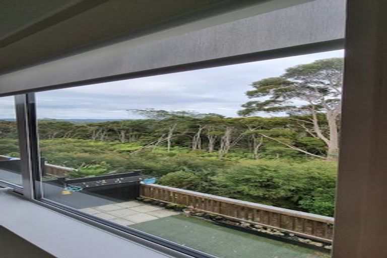 Photo of property in 19 Kaimai Avenue, Massey, Auckland, 0614