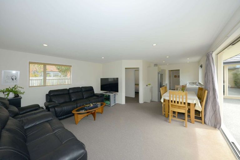 Photo of property in 24 Corfe Street, Ilam, Christchurch, 8041