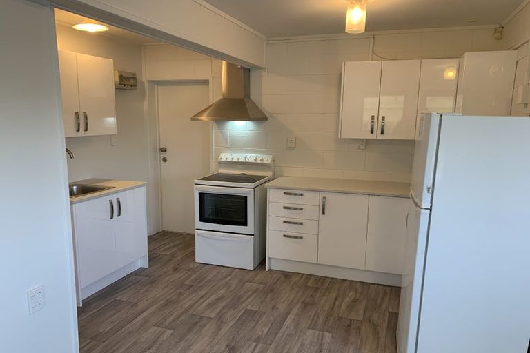 Photo of property in 108 Portage Road, New Lynn, Auckland, 0600