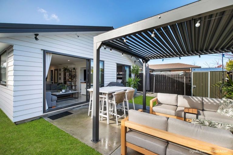 Photo of property in 11 Survila Street, Takanini, 2110