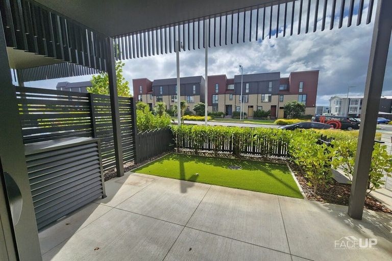 Photo of property in 11/4 Matimati Place, Hobsonville, Auckland, 0616