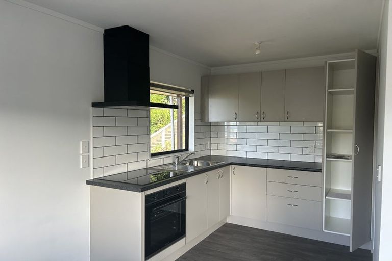 Photo of property in 34a Severn Street, Island Bay, Wellington, 6023