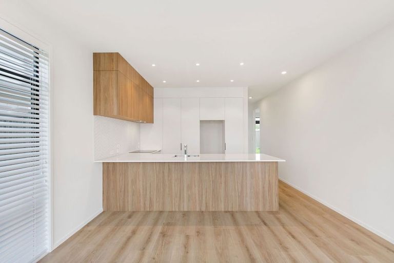 Photo of property in 15 Horomia Road, Karaka, Papakura, 2113