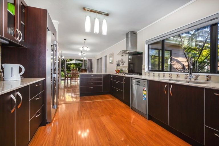 Photo of property in 60 Sailmaker Close, Whitby, Porirua, 5024