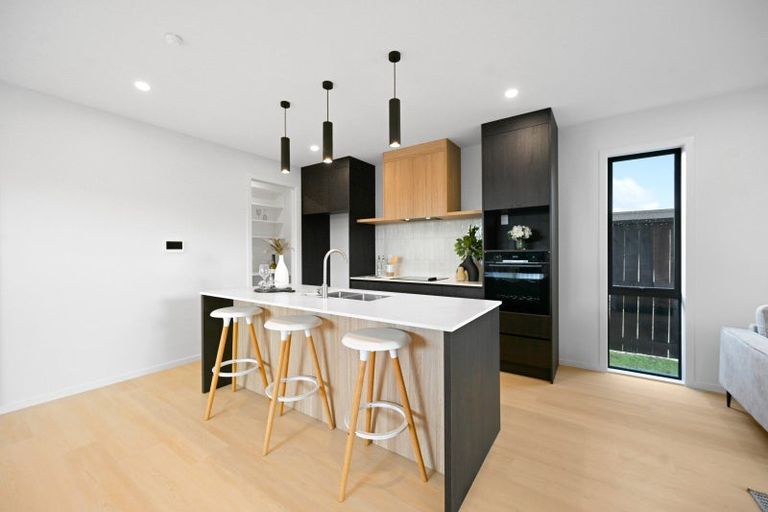 Photo of property in 17 Auburn Green, Peacocke, Hamilton, 3206