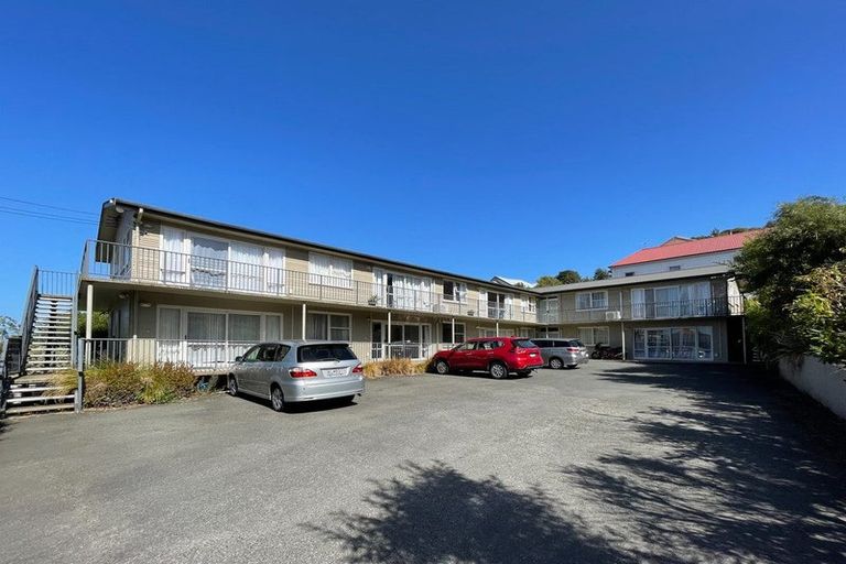 Photo of property in 77 Manor Place, Dunedin Central, Dunedin, 9016