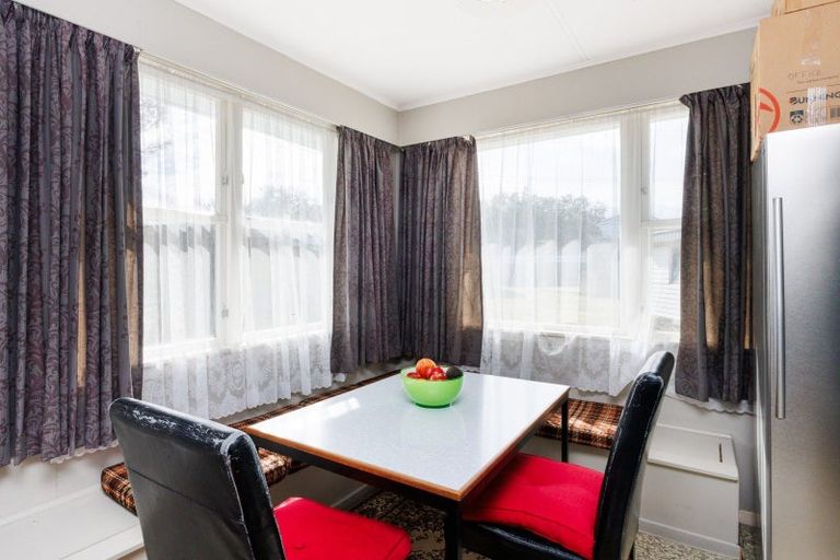 Photo of property in 69 Hedges Street, Sanson, 4817