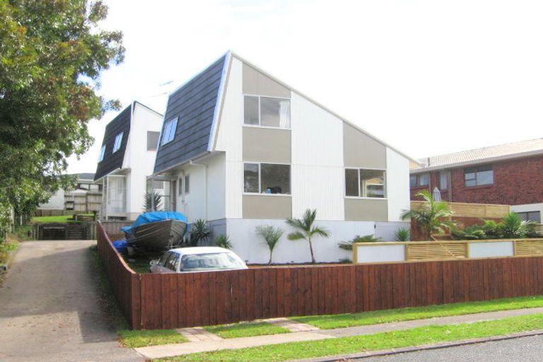 Photo of property in 1/21 Imogene Way, Half Moon Bay, Auckland, 2012
