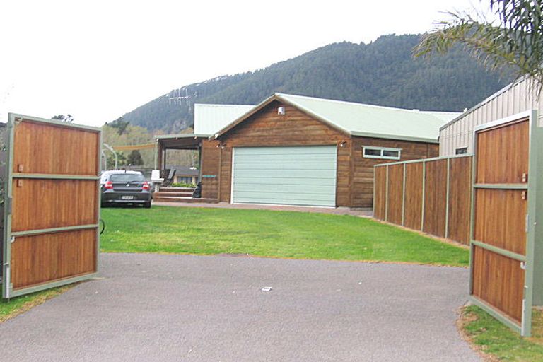 Photo of property in 621 Waterways Parade, Pauanui, Hikuai, 3579