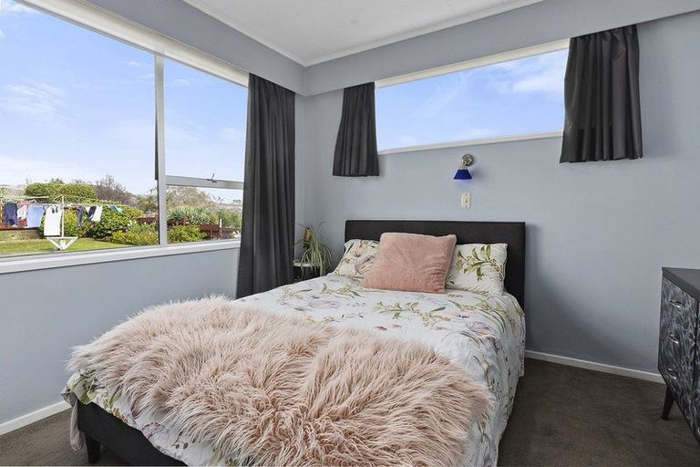Photo of property in 15 Brora Crescent, Papakowhai, Porirua, 5024