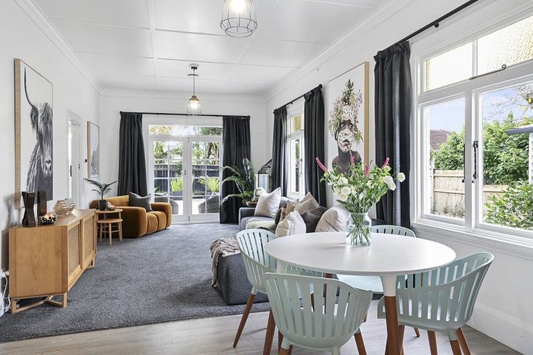 Photo of property in 372a Carrington Street, Upper Vogeltown, New Plymouth, 4310