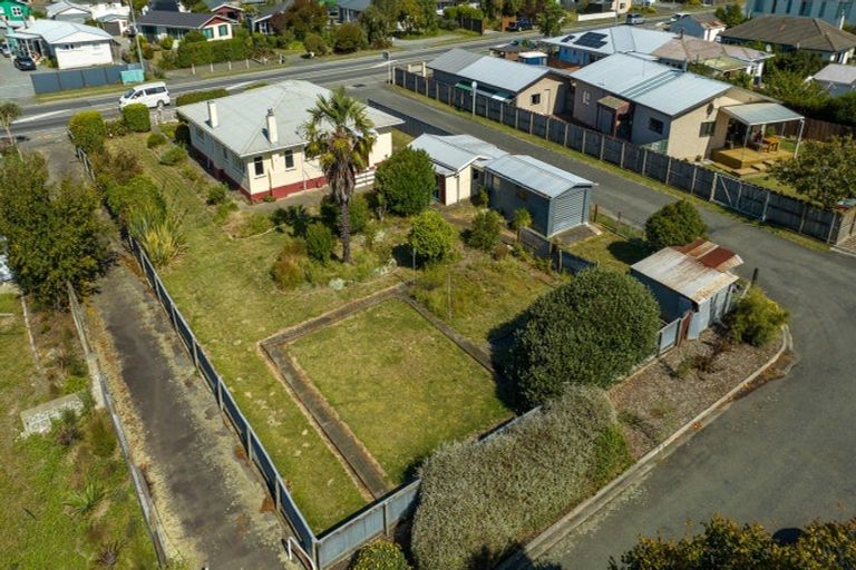 Photo of property in 38 Gladstone Road, Richmond, 7020