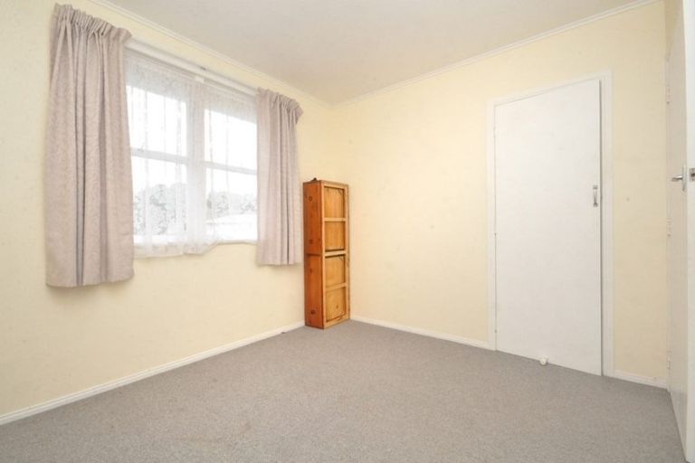 Photo of property in 14 Harper Street, Papakura, 2110