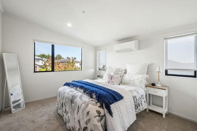 Photo of property in 74 Oakway Drive, Schnapper Rock, Auckland, 0632