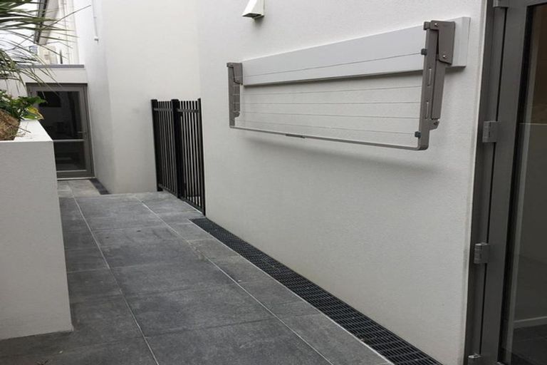 Photo of property in 8/155 Peterborough Street, Christchurch Central, Christchurch, 8013