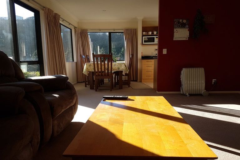 Photo of property in 50b Dominion Park Street, Johnsonville, Wellington, 6037