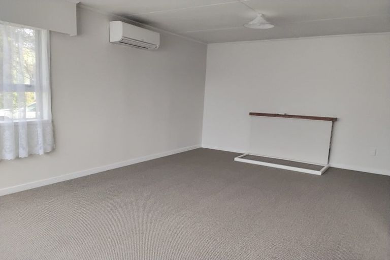 Photo of property in 43 South Belt, Solway, Masterton, 5810