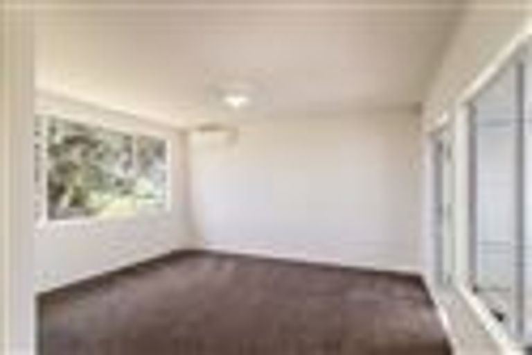 Photo of property in 73 Calthorp Close, Favona, Auckland, 2024