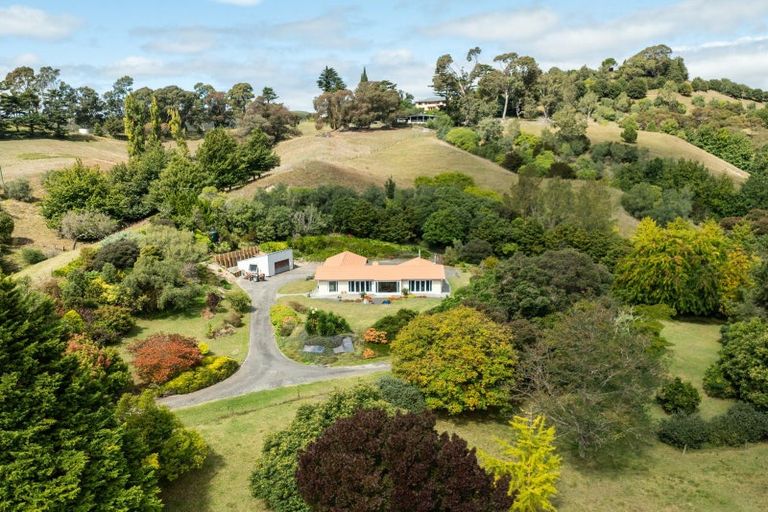 Photo of property in 132 Lane Road, Havelock North, 4130