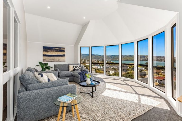 Photo of property in 19 Kinloch Place, Papakowhai, Porirua, 5024