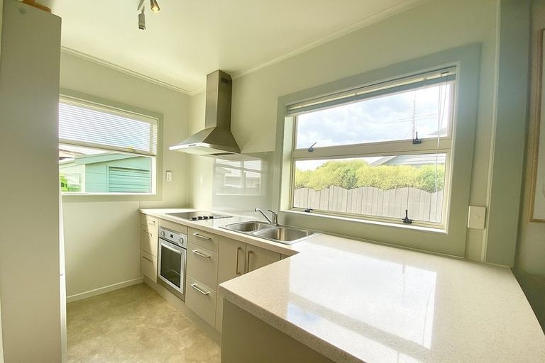 Photo of property in 5a Coronation Avenue, Pukekohe, 2120