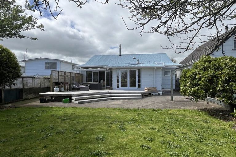 Photo of property in 60 Tukapa Street, Westown, New Plymouth, 4310