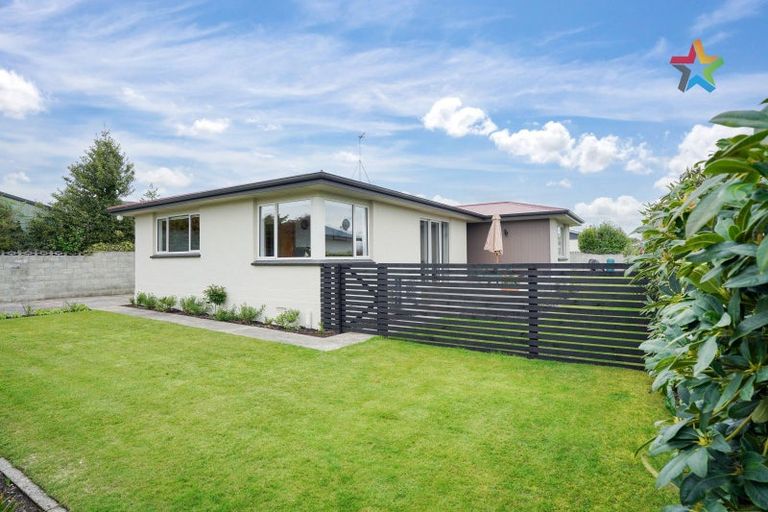 Photo of property in 6 Pine Crescent, Hargest, Invercargill, 9810