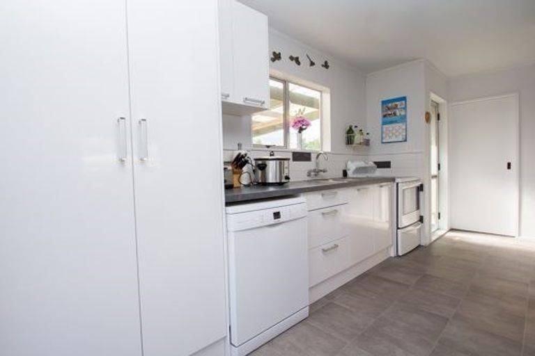 Photo of property in 43b Enfield Street, Nawton, Hamilton, 3200