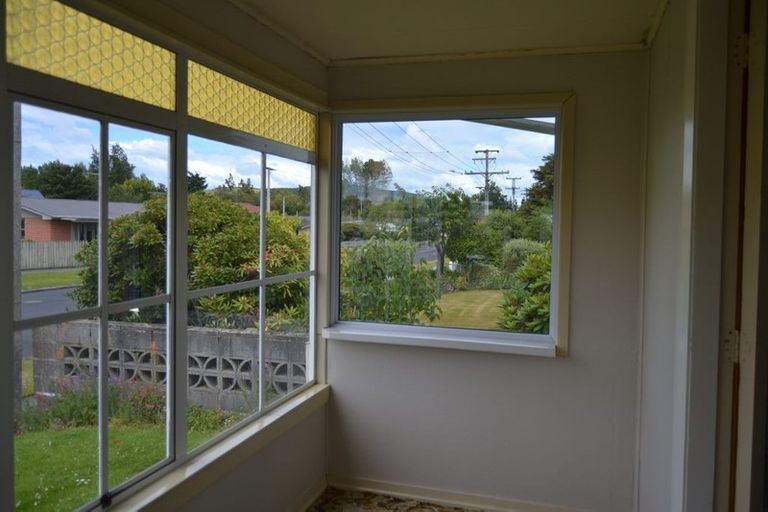 Photo of property in 16 Queen Street, Milton, 9220