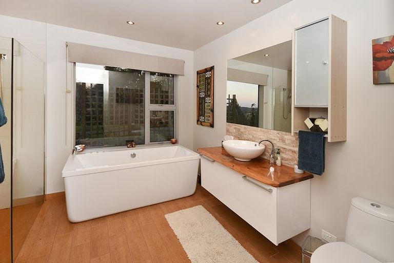 Photo of property in 42a Mcgregor Road, Clevedon, Papakura, 2582
