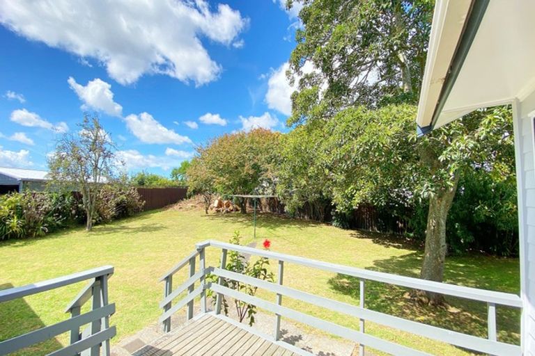 Photo of property in 13 Burlington Place, Manurewa, Auckland, 2102
