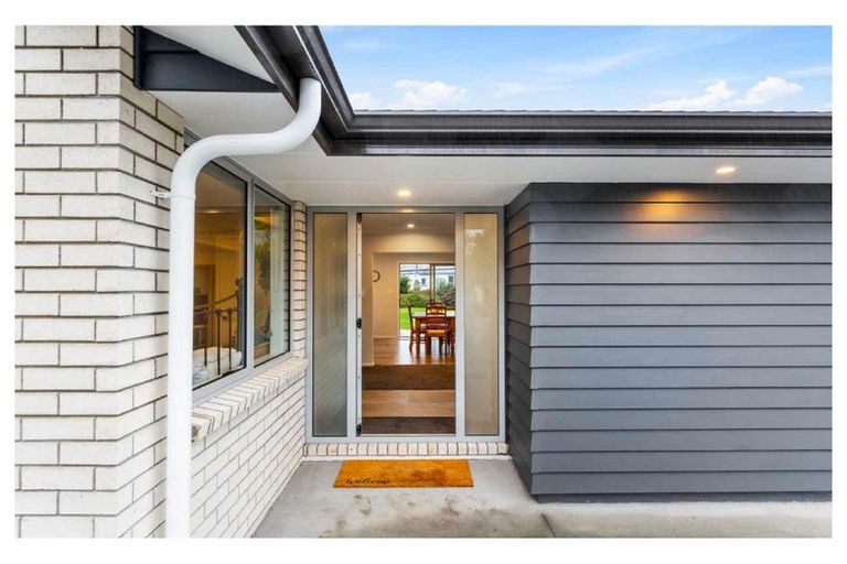 Photo of property in 17 Downer Access Road, Kaukapakapa, 0873