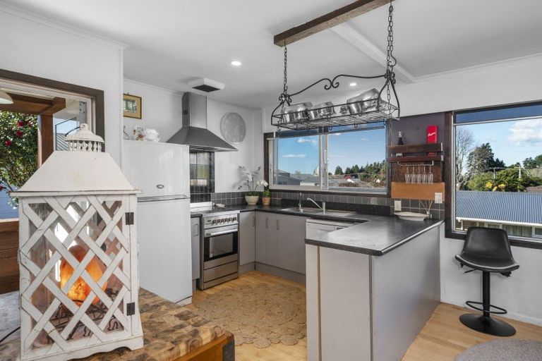 Photo of property in 25 Robins Road, Judea, Tauranga, 3110