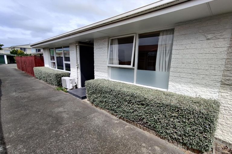 Photo of property in 2/22 Longfellow Street, Sydenham, Christchurch, 8023