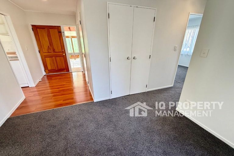 Photo of property in 452 Don Buck Road, Massey, Auckland, 0614