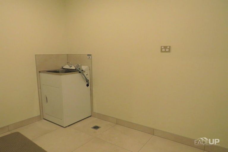 Photo of property in 465 Hobsonville Road, Hobsonville, Auckland, 0616