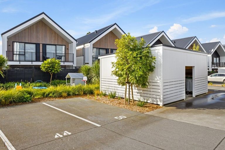 Photo of property in 58 Rangihina Road, Hobsonville, Auckland, 0616