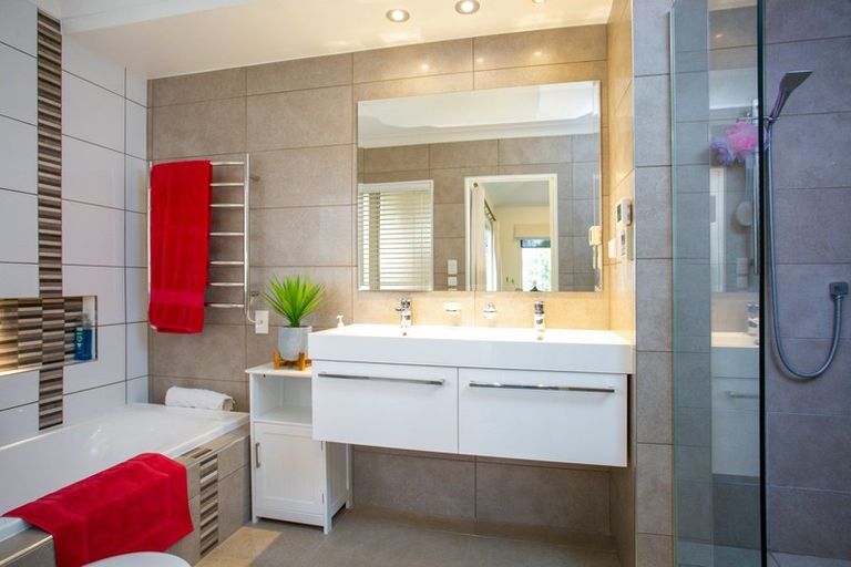 Photo of property in 41 Oaklands Drive, Cambridge, 3434