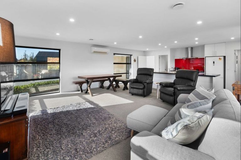 Photo of property in 15 Genoa Avenue, Rolleston, 7614