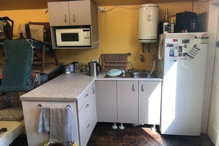 Photo of property in 70a Constable Street, Newtown, Wellington, 6021