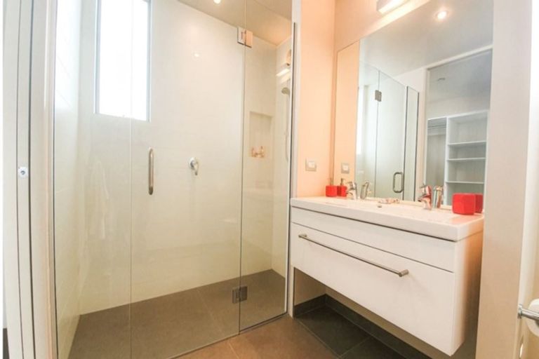 Photo of property in 95 Dover Street, St Albans, Christchurch, 8014