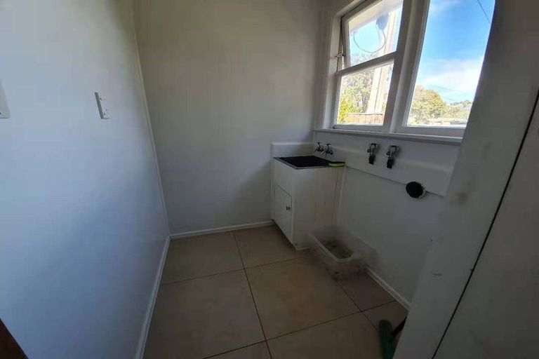 Photo of property in 38 Oswald Crescent, Paparangi, Wellington, 6037