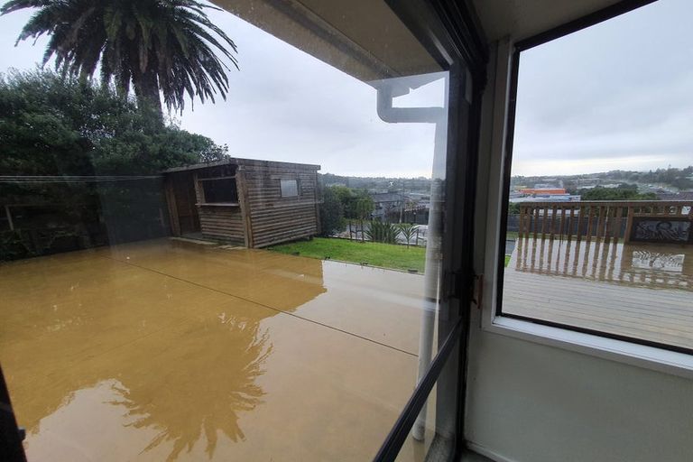 Photo of property in 1 Moera Place, Stanmore Bay, Whangaparaoa, 0932