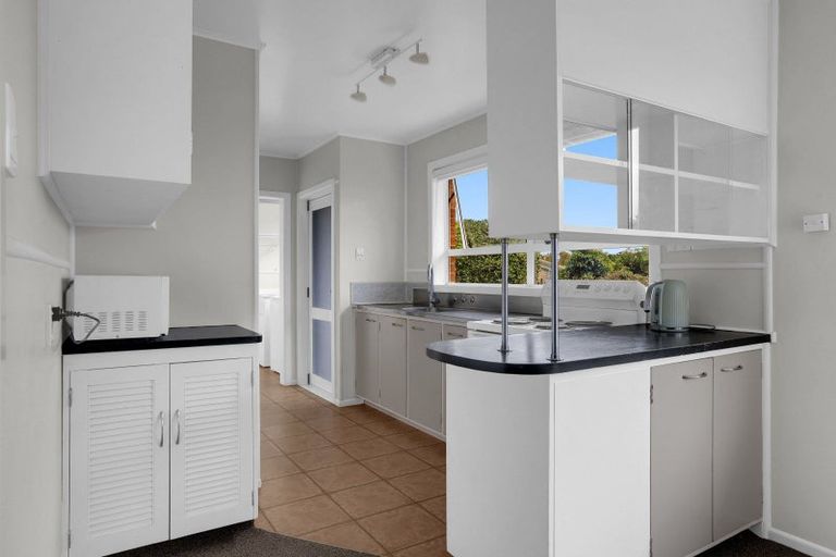 Photo of property in 24 Larnach Street, St Andrews, Hamilton, 3200
