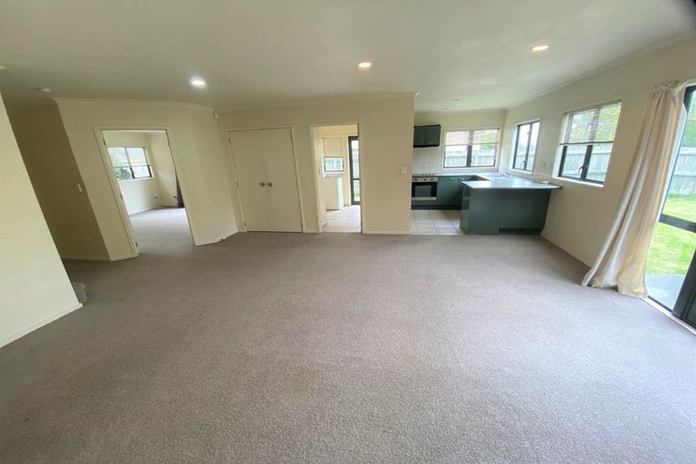 Photo of property in 15 Whitbourne Heights, Manurewa, Auckland, 2105