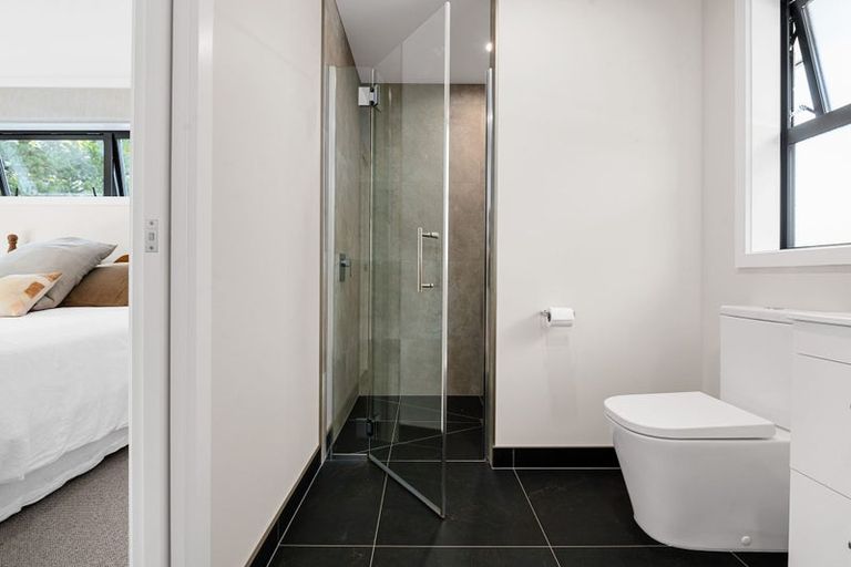 Photo of property in 3b Te Rerenga Terrace, Cambridge, 3434