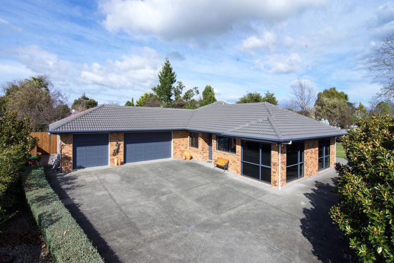 Photo of property in 11 Joan Allen Lane, Masterton, 5810