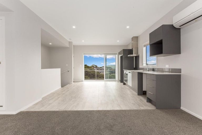 Photo of property in 13 Kohu Way, Whitby, Porirua, 5024